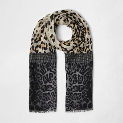Girls brown block animal print scarf
